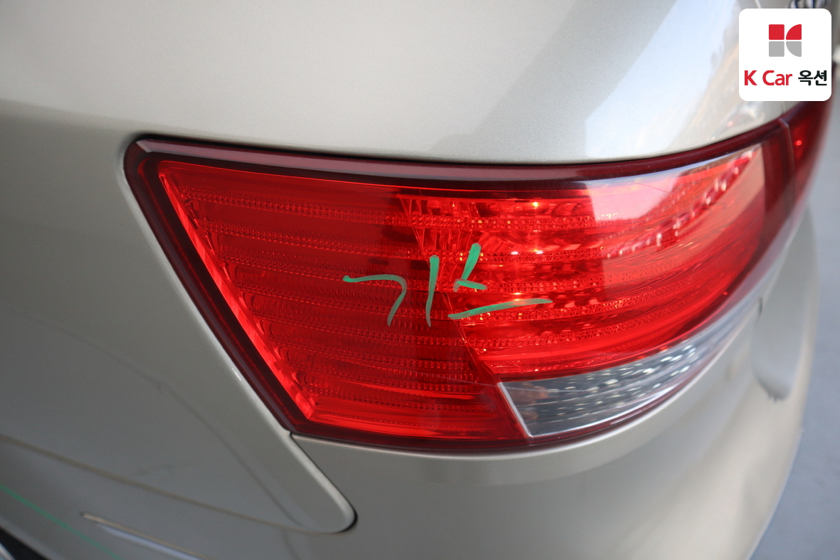 Hyundai Sonata 2008 - Image 36