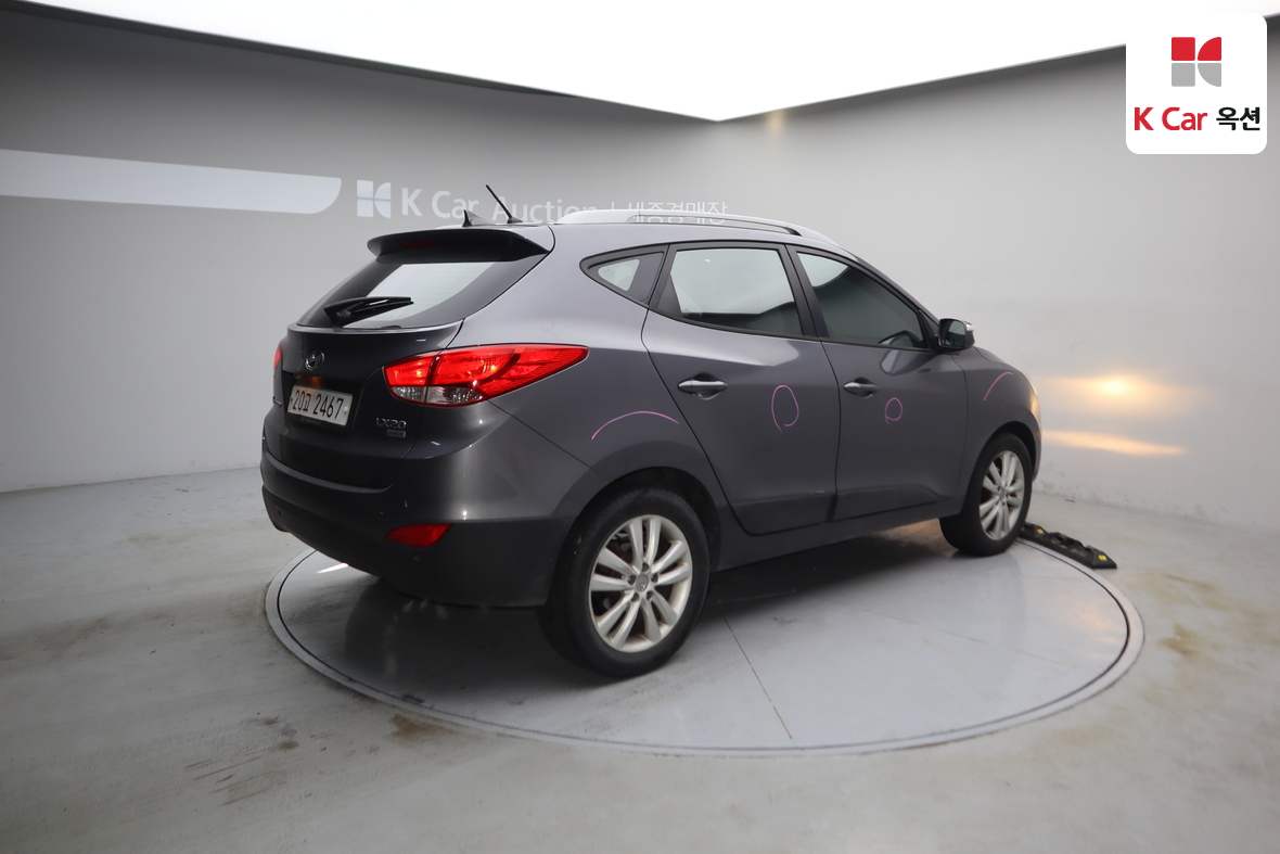 Hyundai Tucson 2012 - Image 2