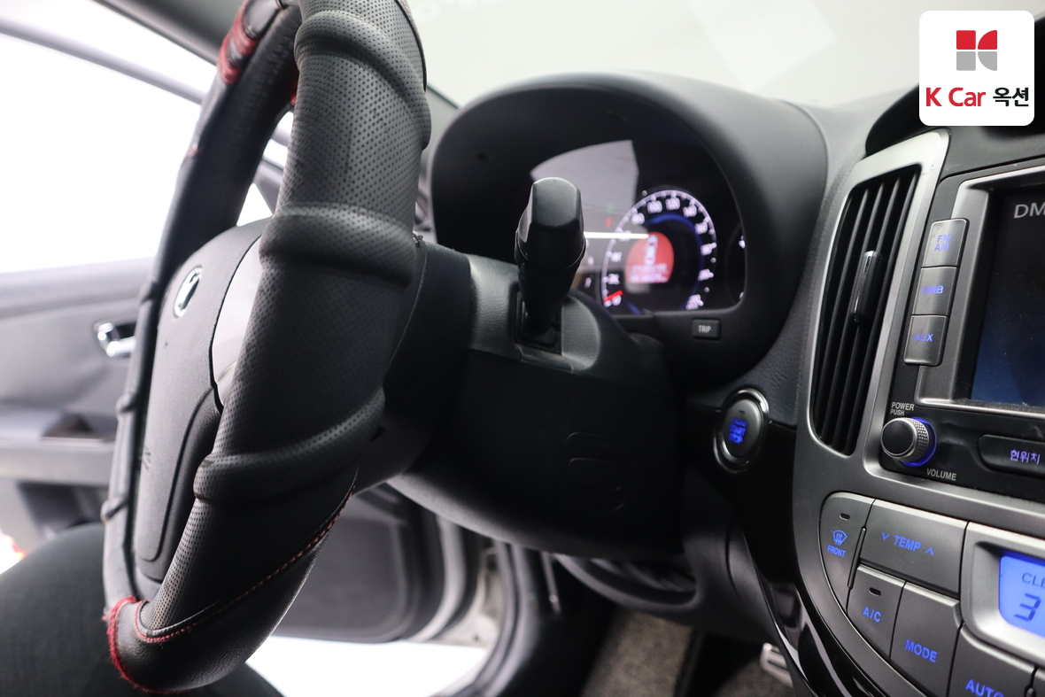 Hyundai Elantra 2012 - Image 11