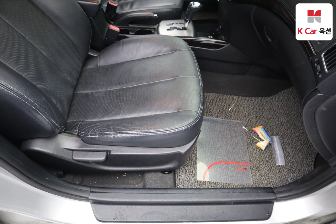 Hyundai Elantra 2012 - Image 28