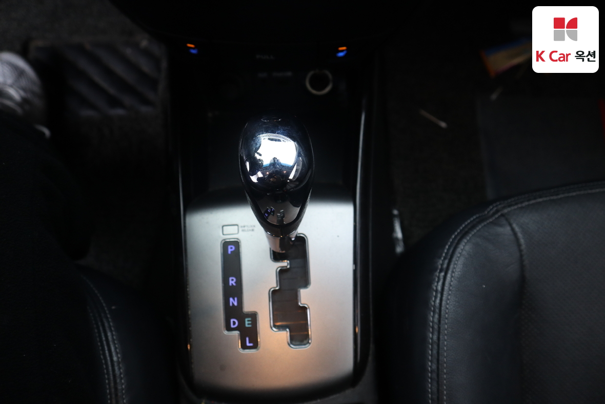 Hyundai Elantra 2012 - Image 16