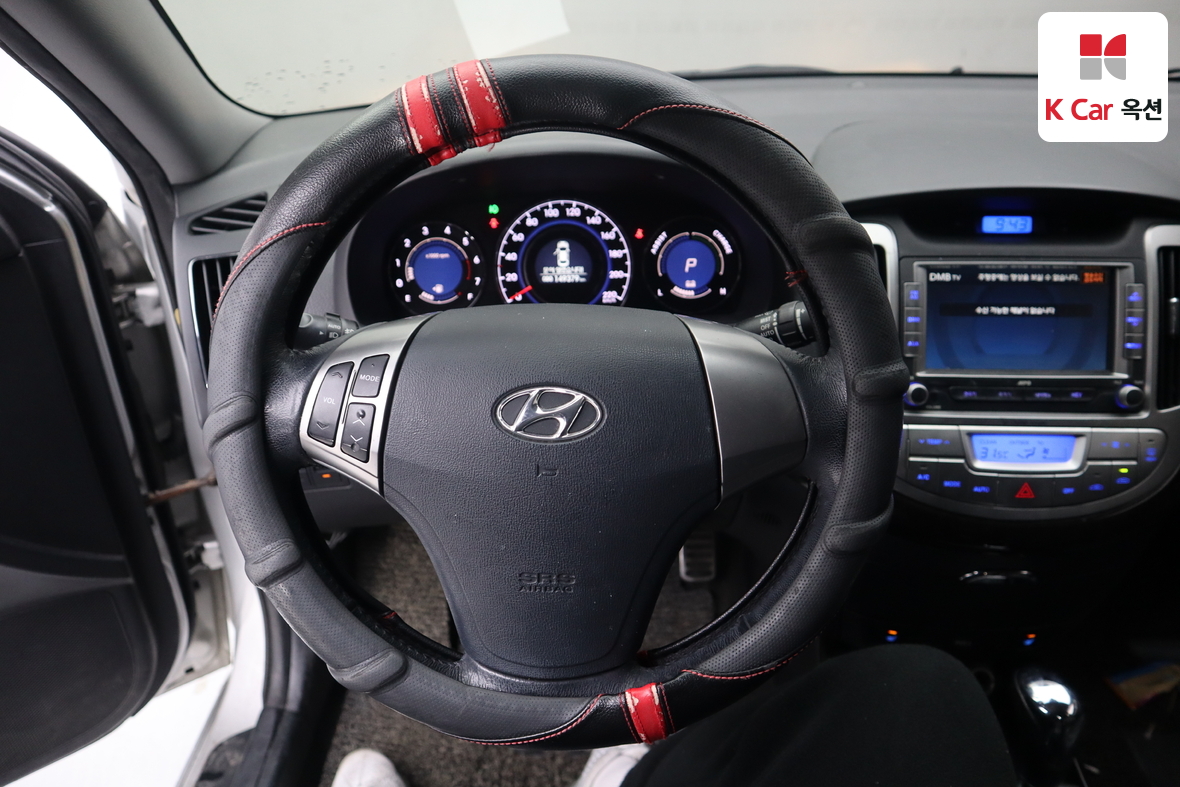 Hyundai Elantra 2012 - Image 10