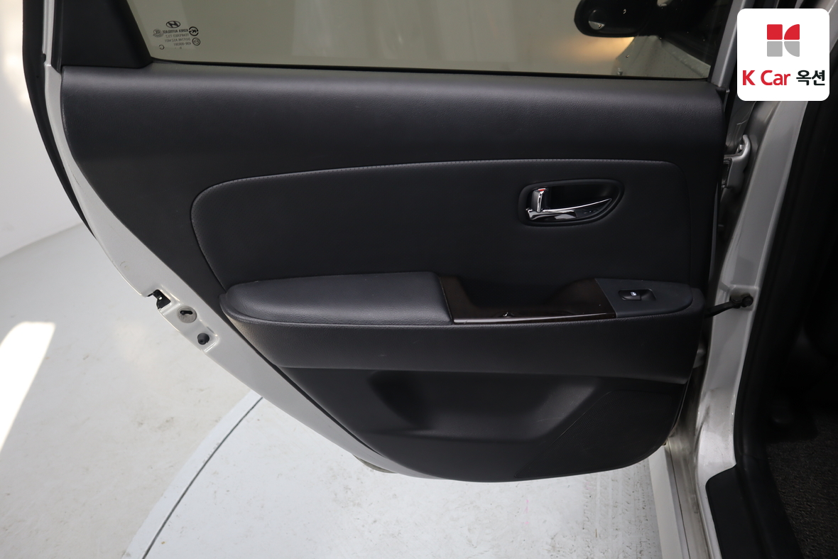 Hyundai Elantra 2012 - Image 21