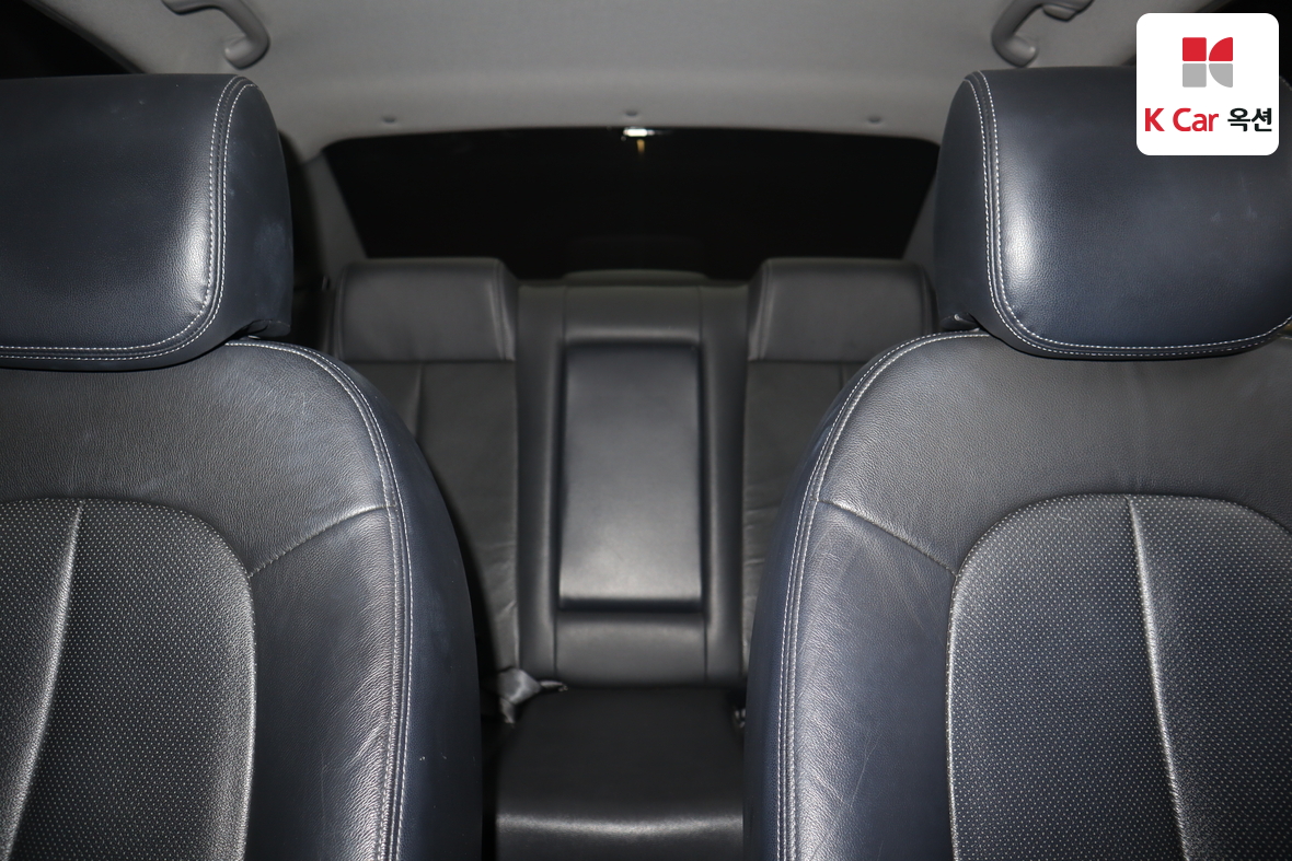 Hyundai Elantra 2012 - Image 18