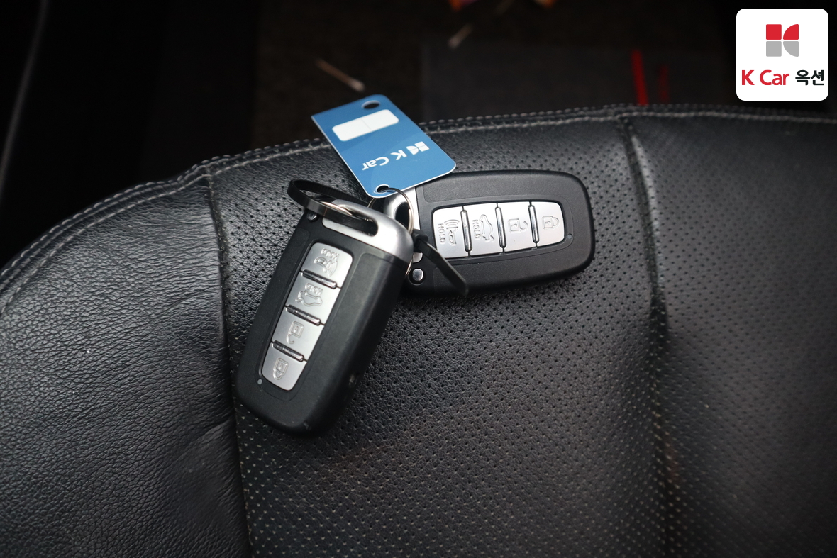 Hyundai Elantra 2012 - Image 17