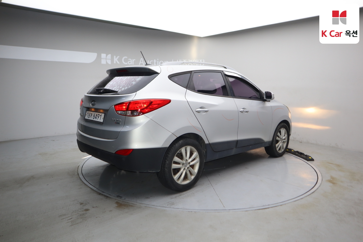 Hyundai Tucson 2012 - Image 2