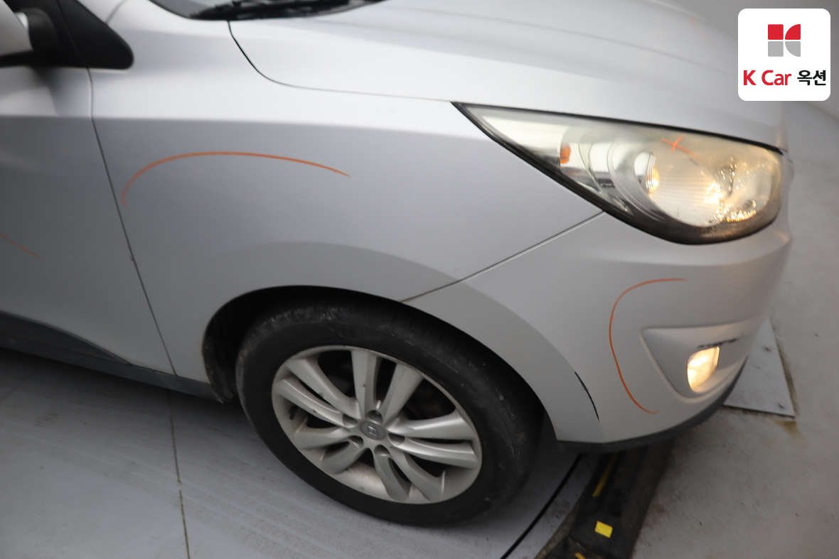 Hyundai Tucson 2012 - Image 38