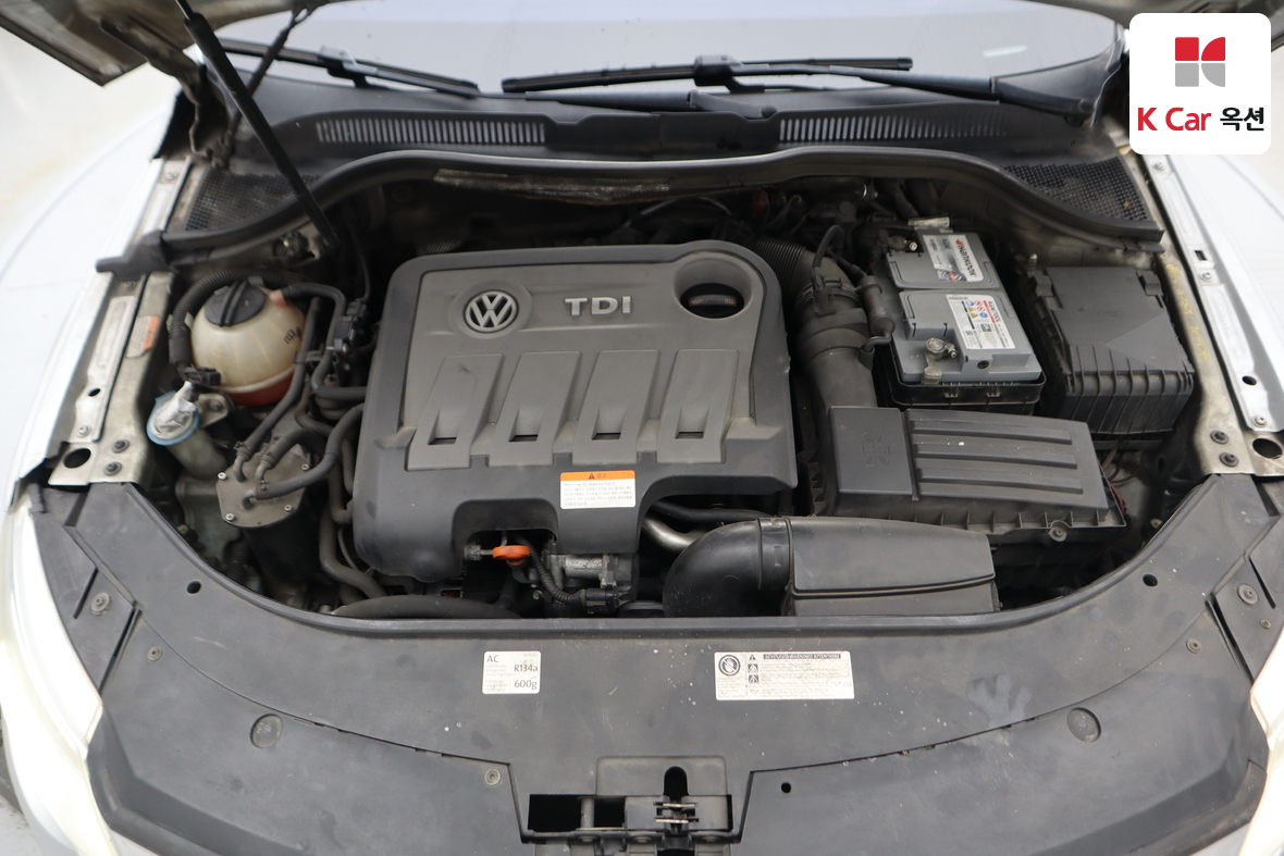 Volkswagen CC 2011 - Image 35