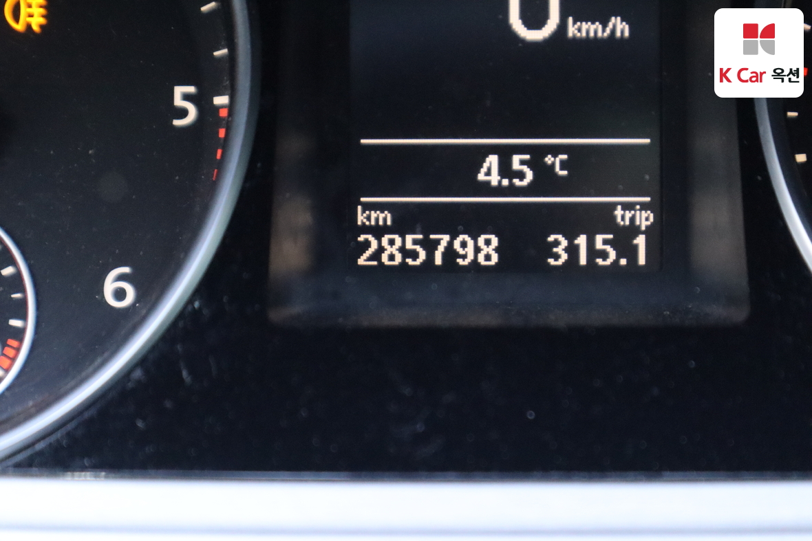 Volkswagen CC 2011 - Image 4