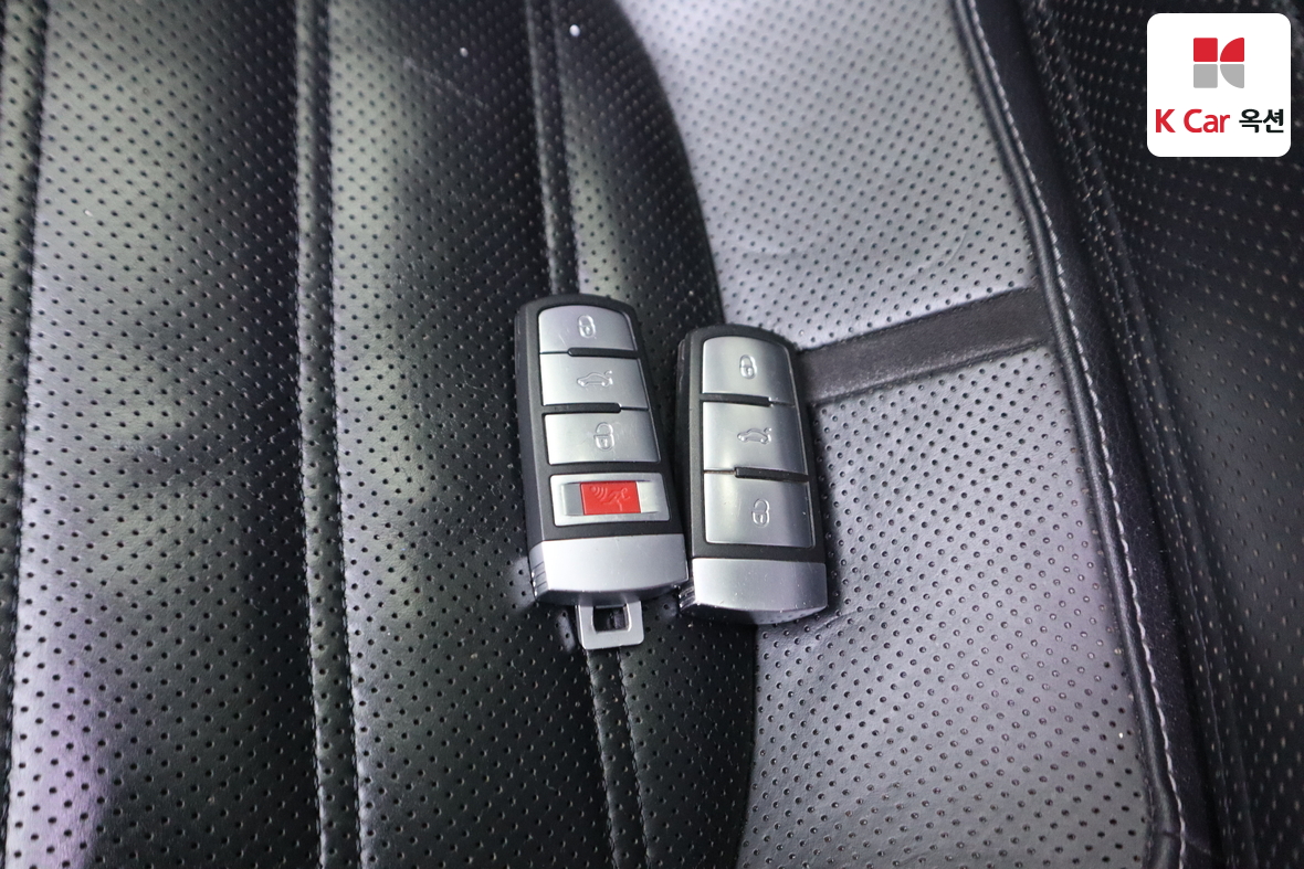 Volkswagen CC 2011 - Image 17