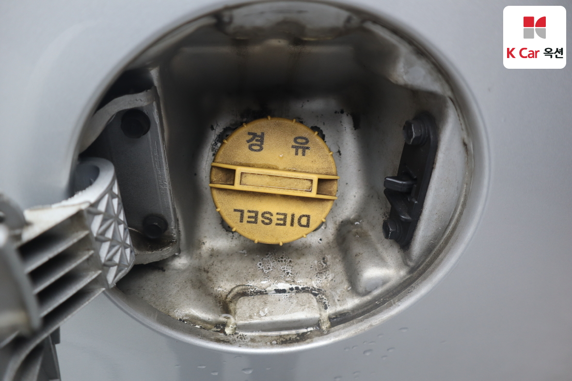 Hyundai Santa Fe 2009 - Image 29