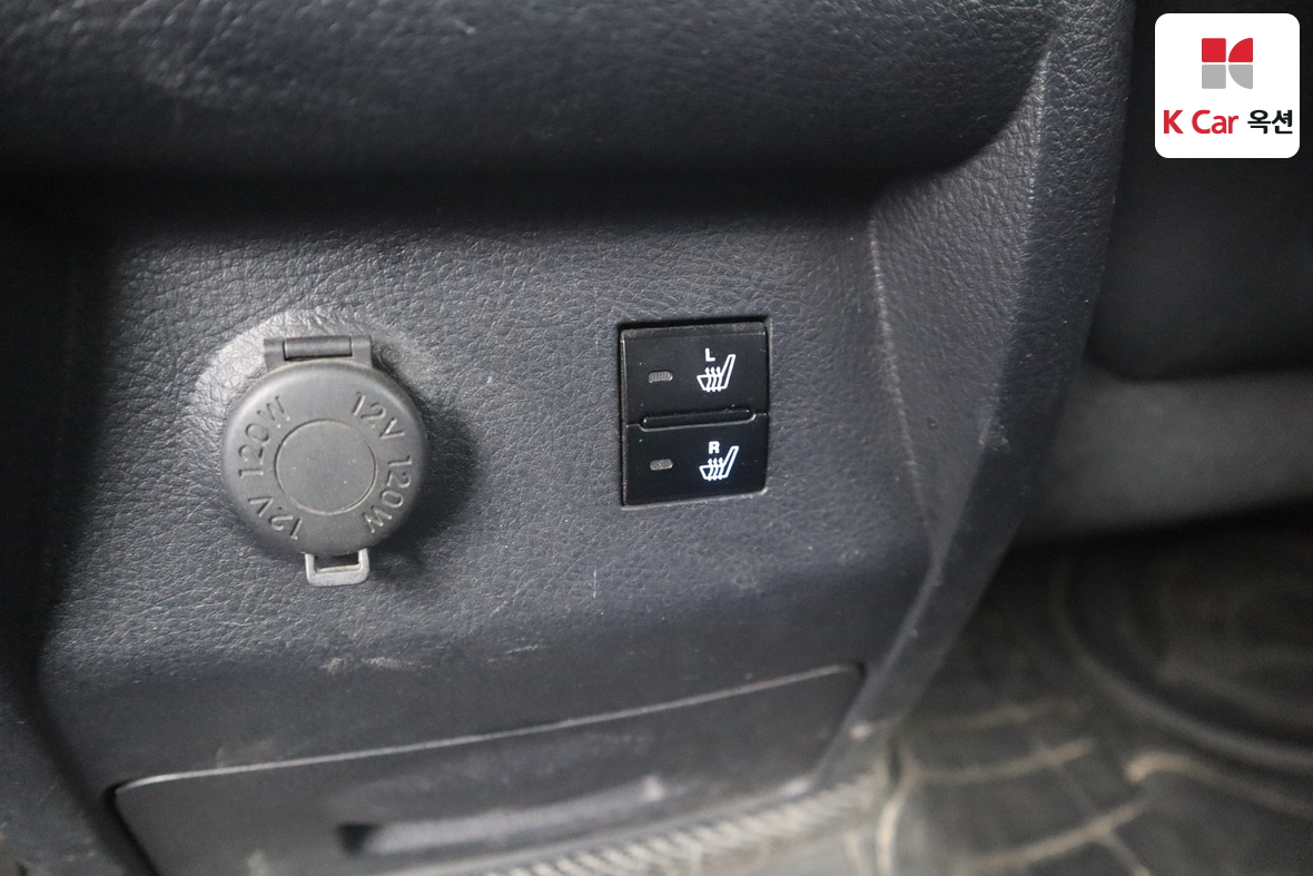 Hyundai Santa Fe 2009 - Image 24