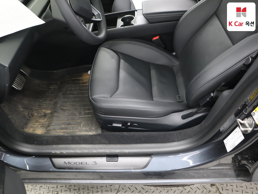 تسلا - MODEL 3 - Image 16