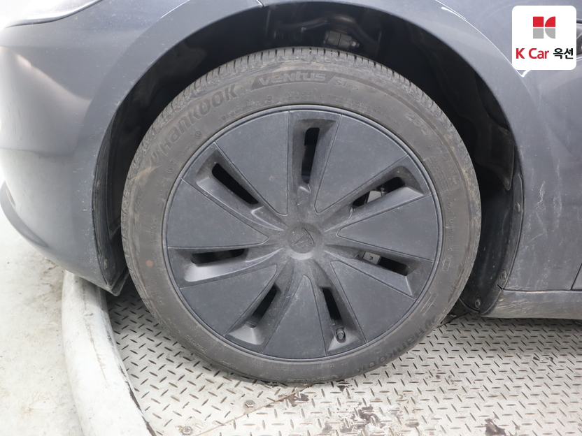 تسلا - MODEL 3 - Image 43