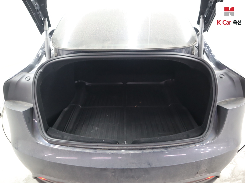 تسلا - MODEL 3 - Image 25