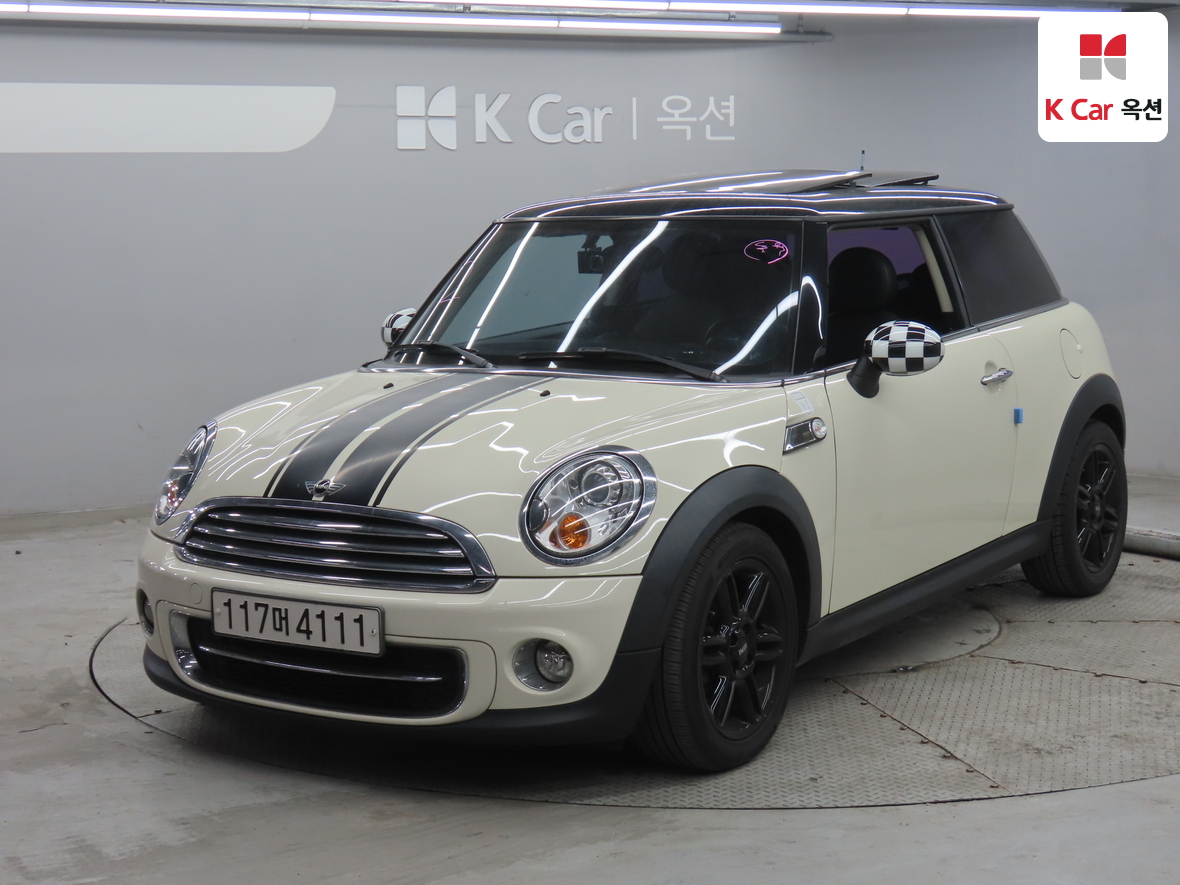 BMW MINI 2013 - Image 1