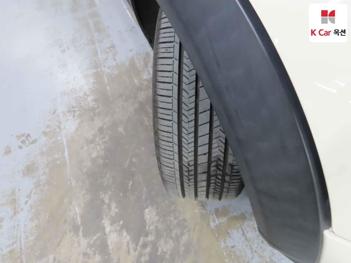 BMW MINI 2013 - Image 29