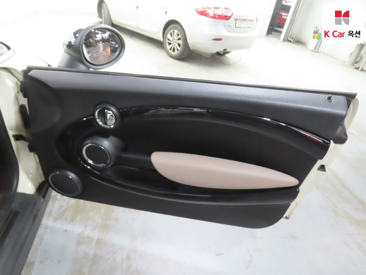 BMW MINI 2013 - Image 26