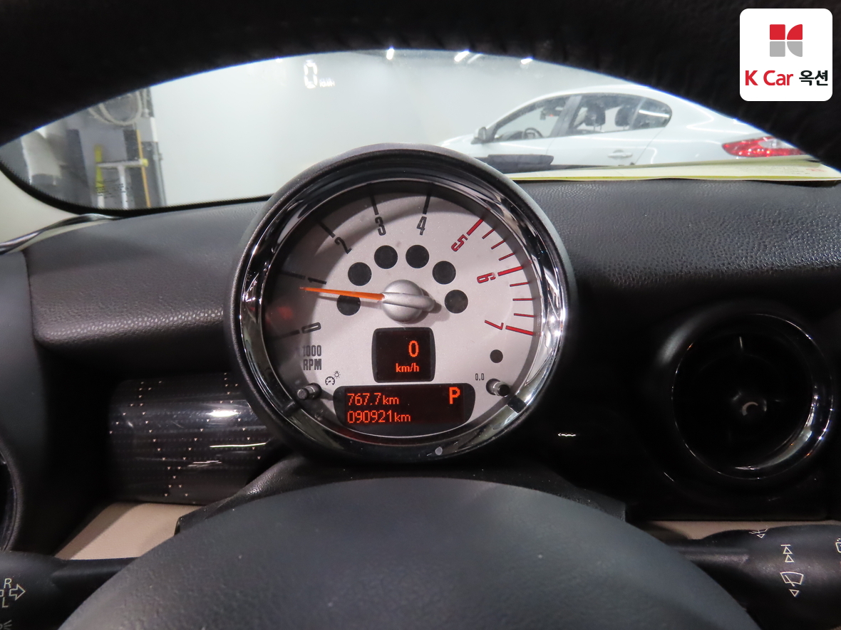 BMW MINI 2013 - Image 5