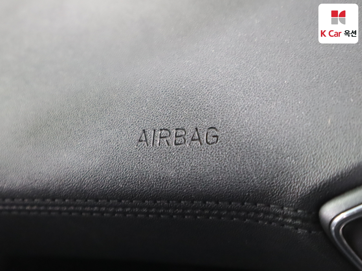 Hyundai Santa Fe 2020 - Image 32