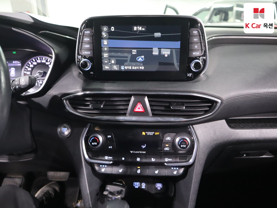 Hyundai Santa Fe 2020 - Image 6