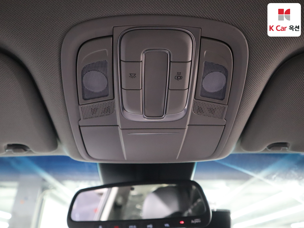 Hyundai Santa Fe 2020 - Image 12