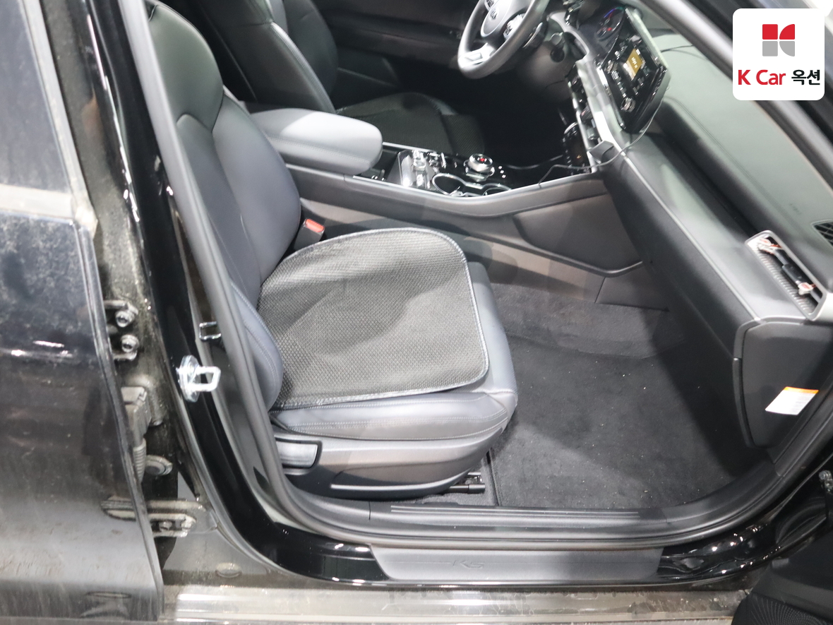 Kia K5 2021 - Image 28