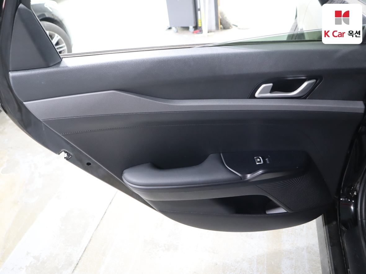 Kia K5 2021 - Image 21