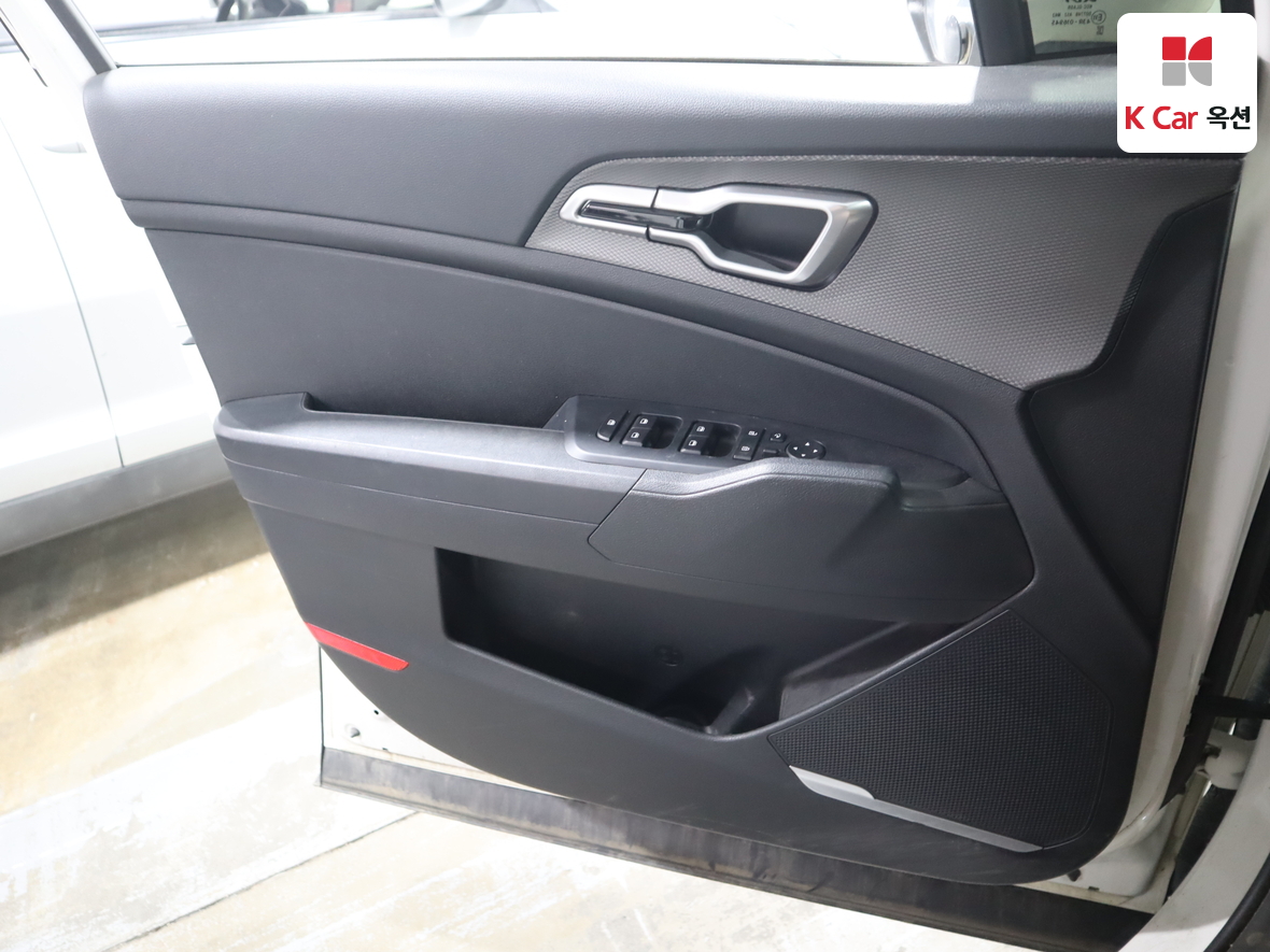 Kia Sportage 2022 - Image 8