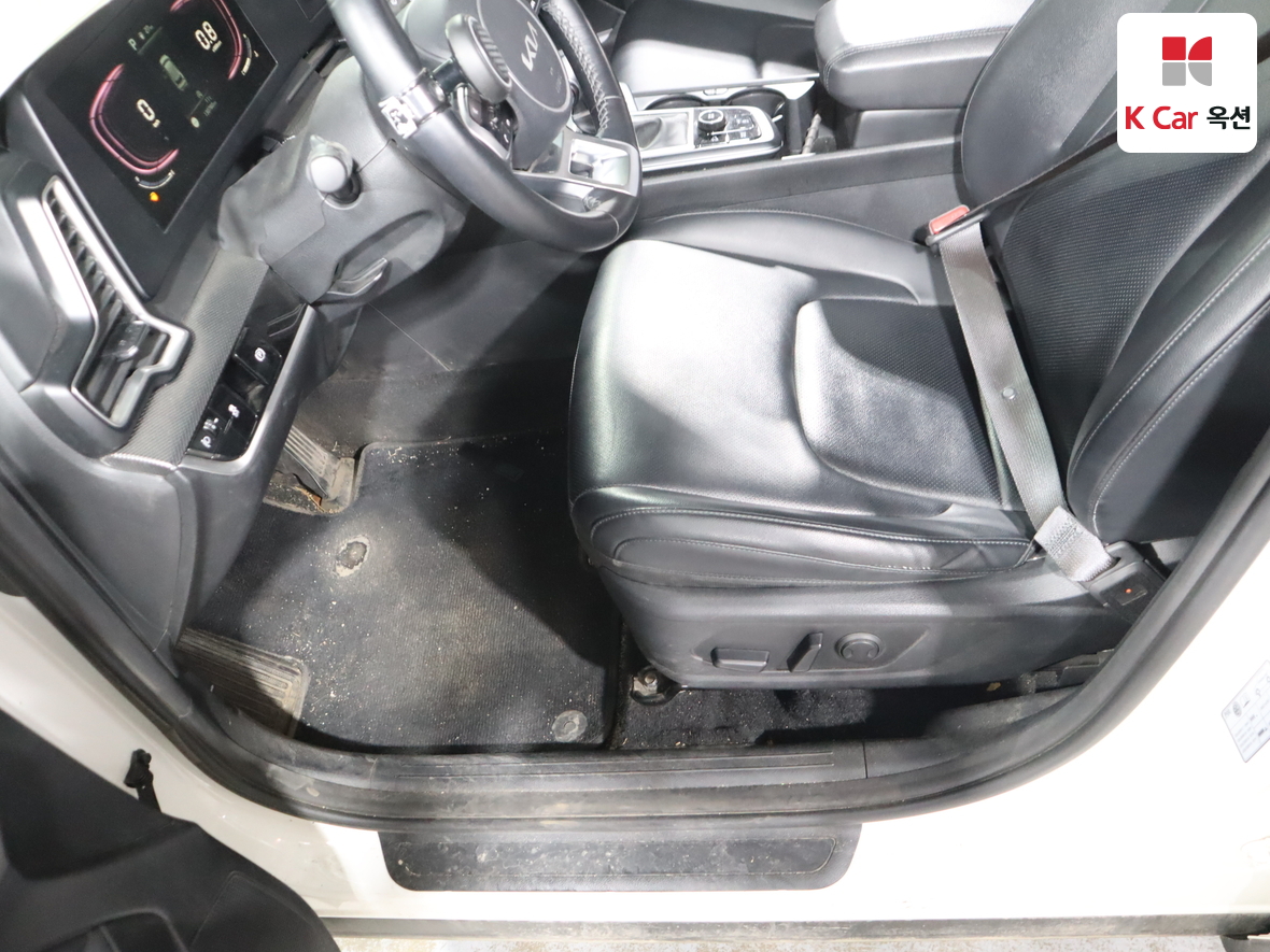 Kia Sportage 2022 - Image 18