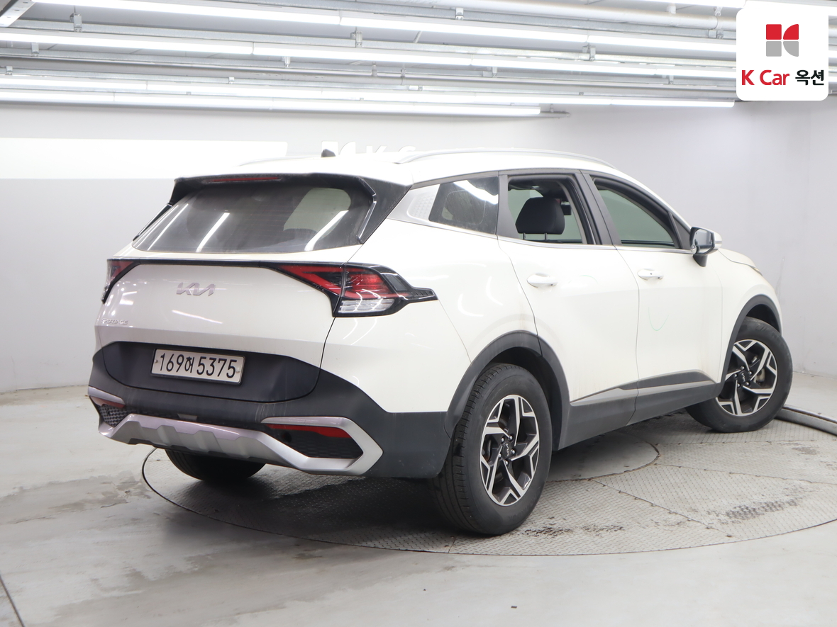 Kia Sportage 2022 - Image 2