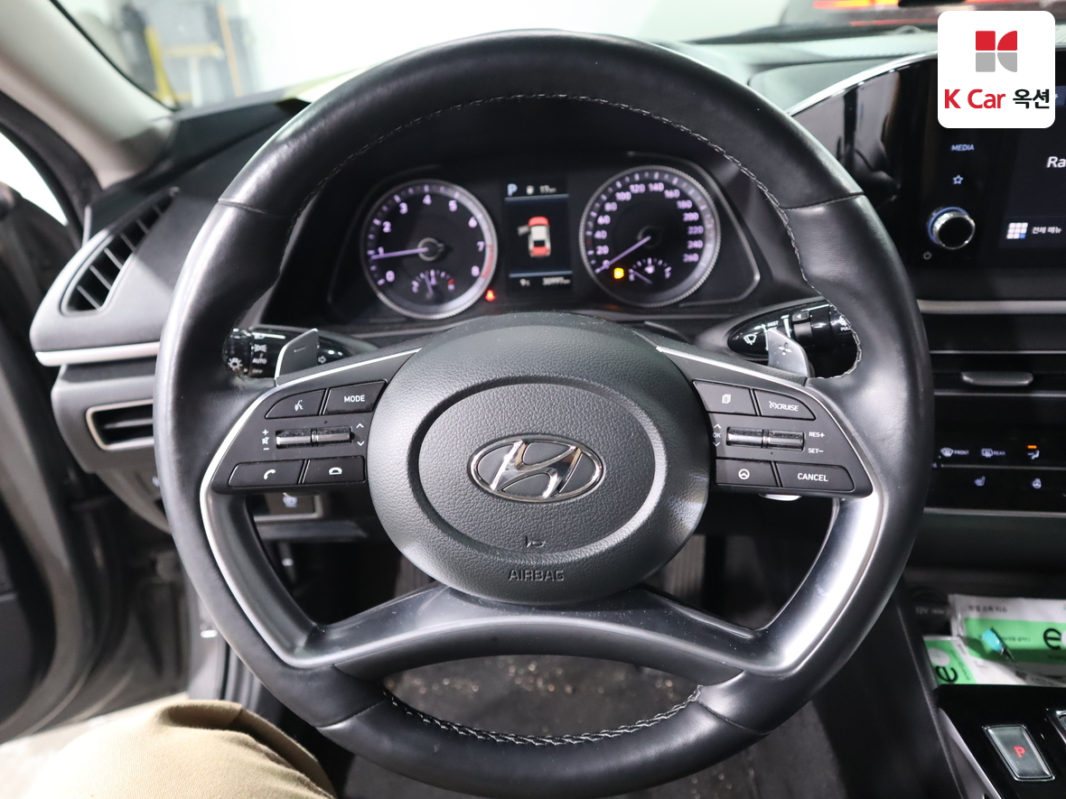 Hyundai Sonata 2022 - Image 10