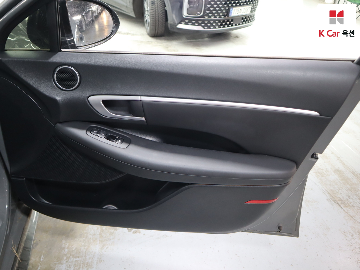 Hyundai Sonata 2022 - Image 27