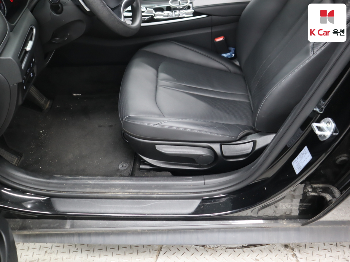 Hyundai Sonata 2020 - Image 18