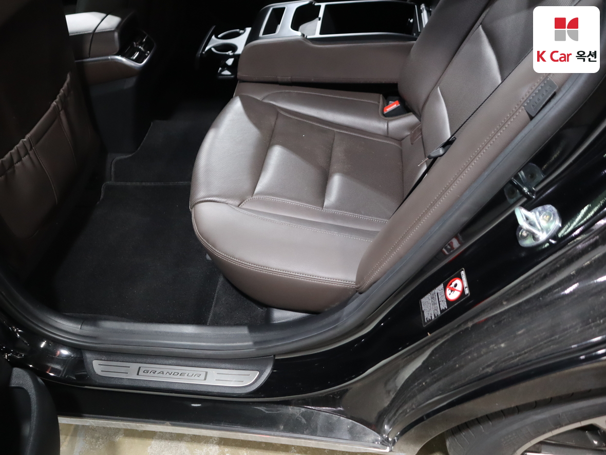 Hyundai Grandeur 2022 - Image 24