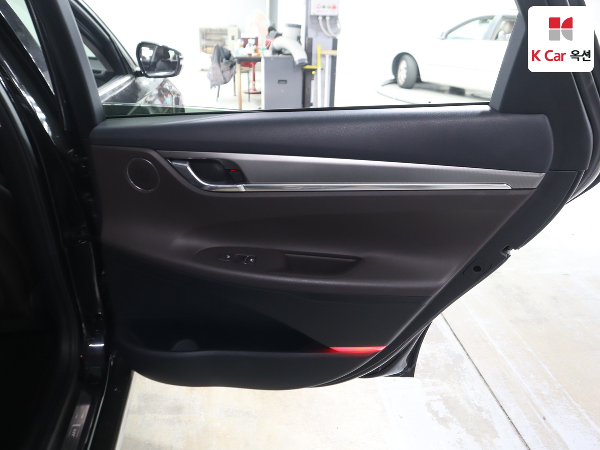 Hyundai Grandeur 2022 - Image 28