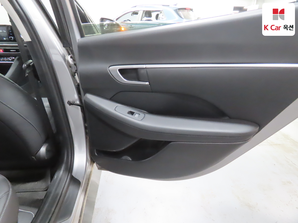 Hyundai Sonata 2020 - Image 25