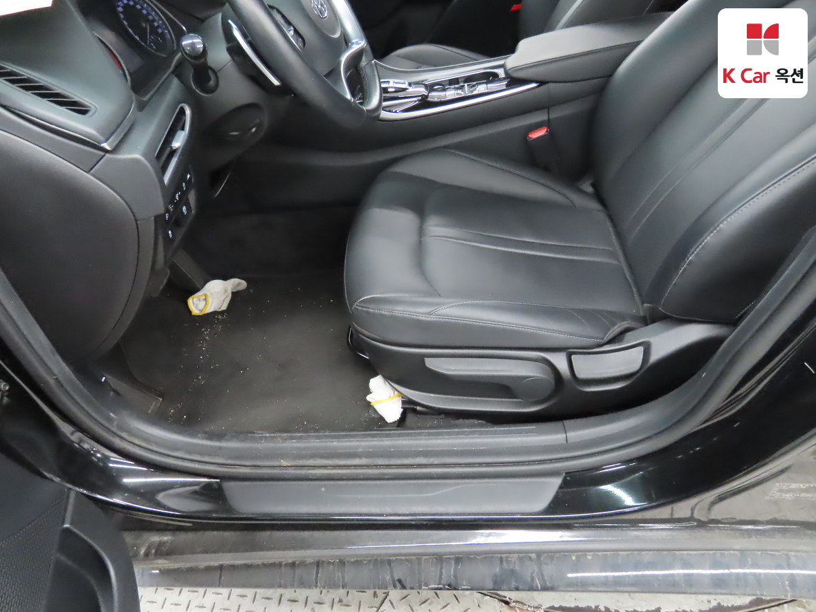 Hyundai Sonata 2022 - Image 18