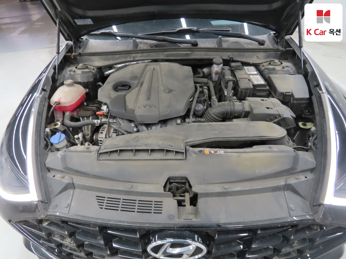 Hyundai Sonata 2022 - Image 32