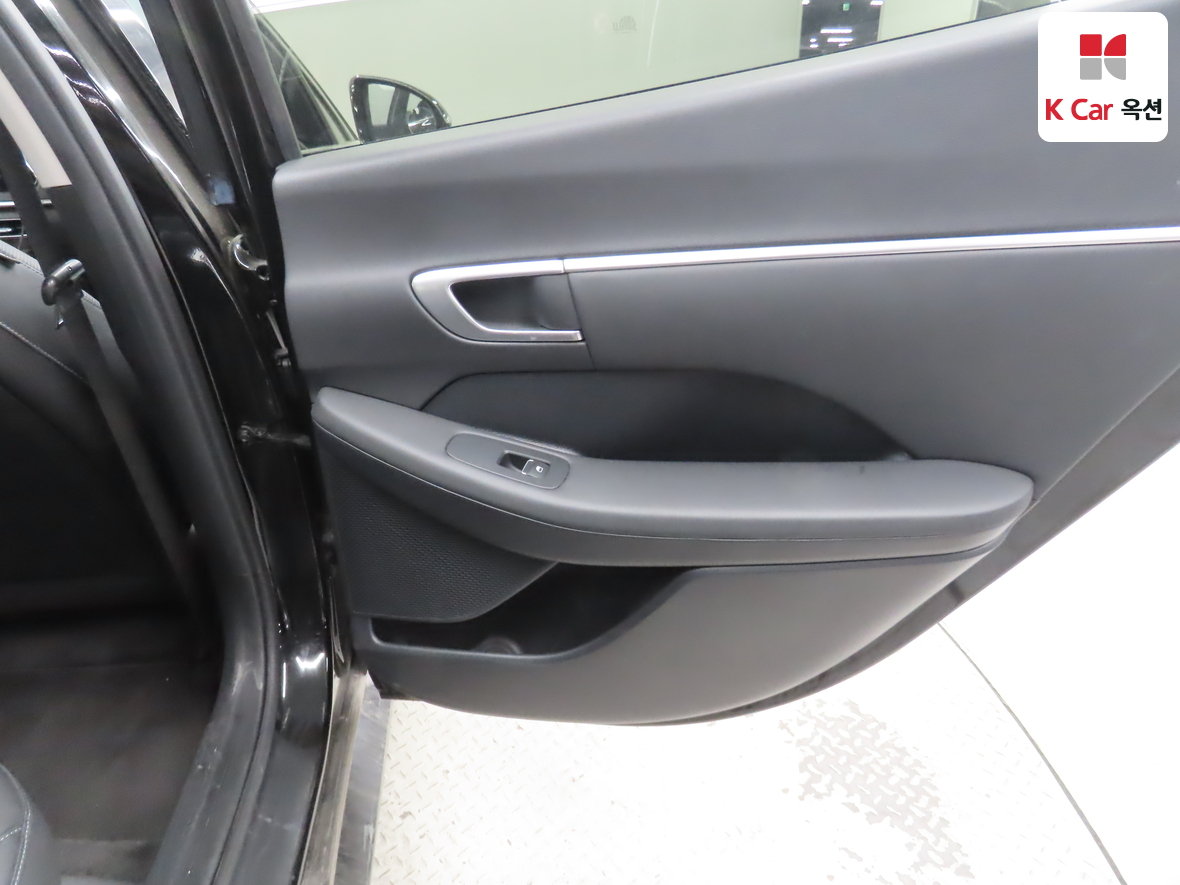 Hyundai Sonata 2022 - Image 26