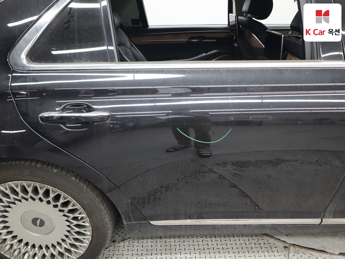 Genesis G90 2021 - Image 37