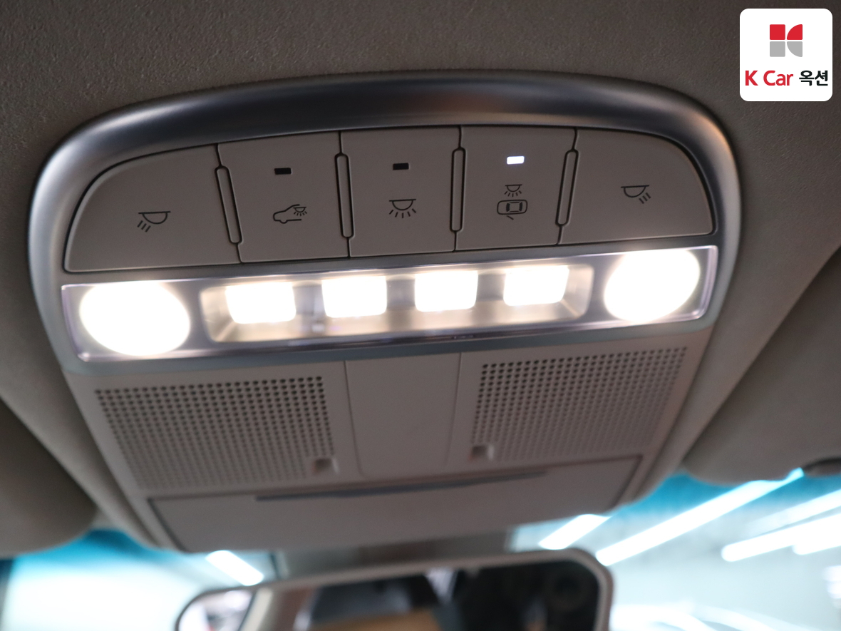 Genesis G90 2021 - Image 12