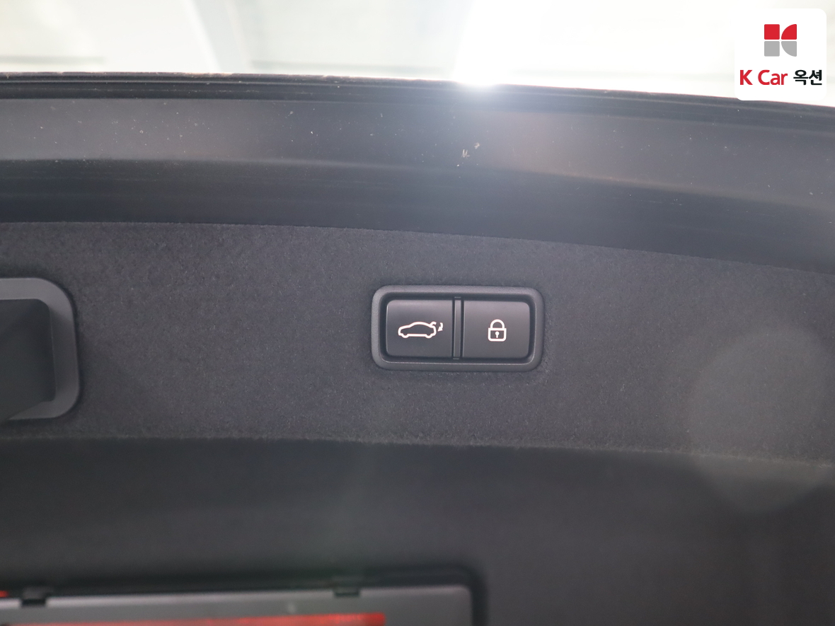 Genesis G90 2021 - Image 25