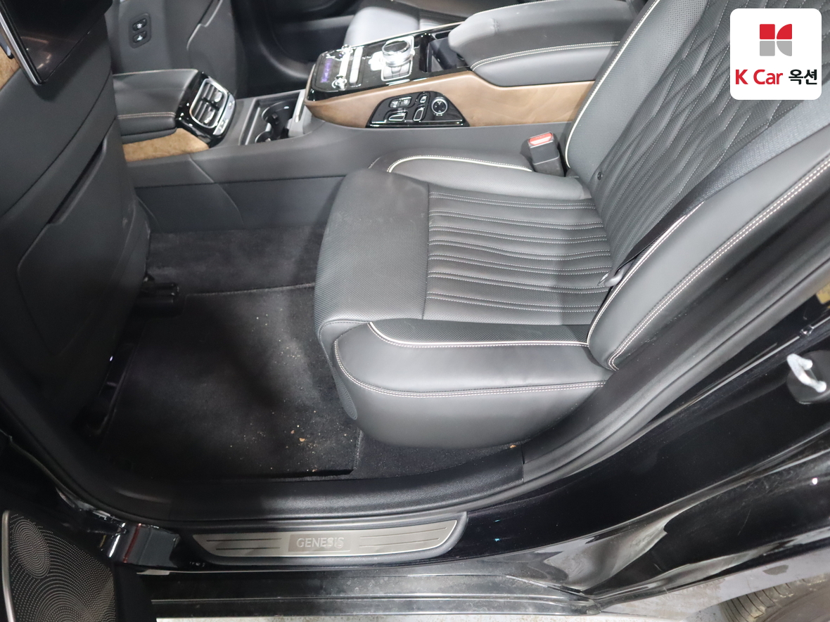 Genesis G90 2021 - Image 22