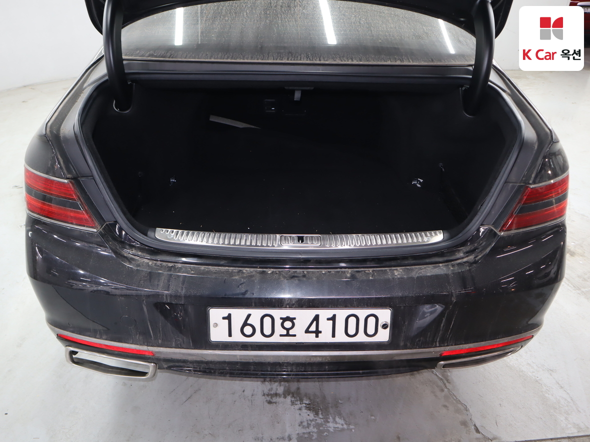 Genesis G90 2021 - Image 24