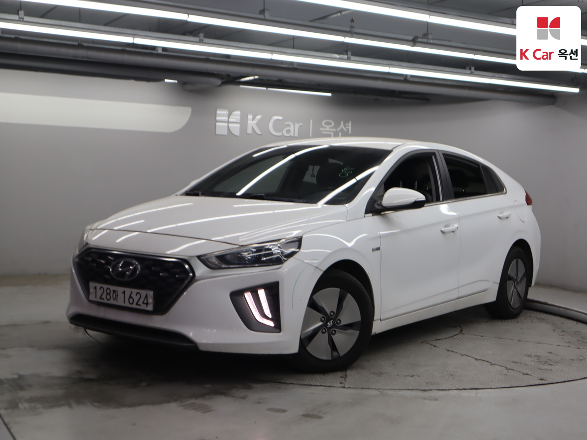 Hyundai Ioniq 2020 - Image 1