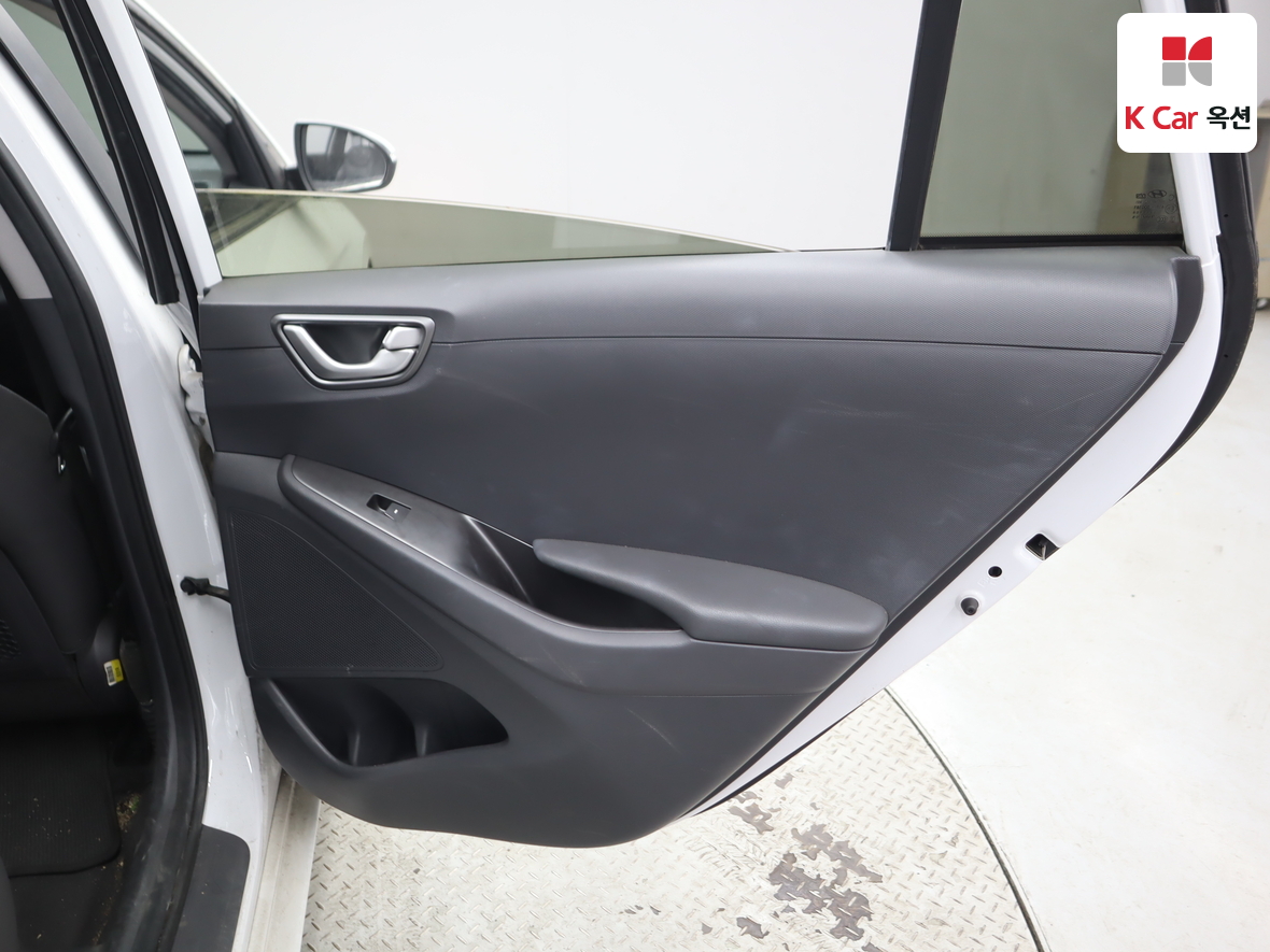 Hyundai Ioniq 2020 - Image 28