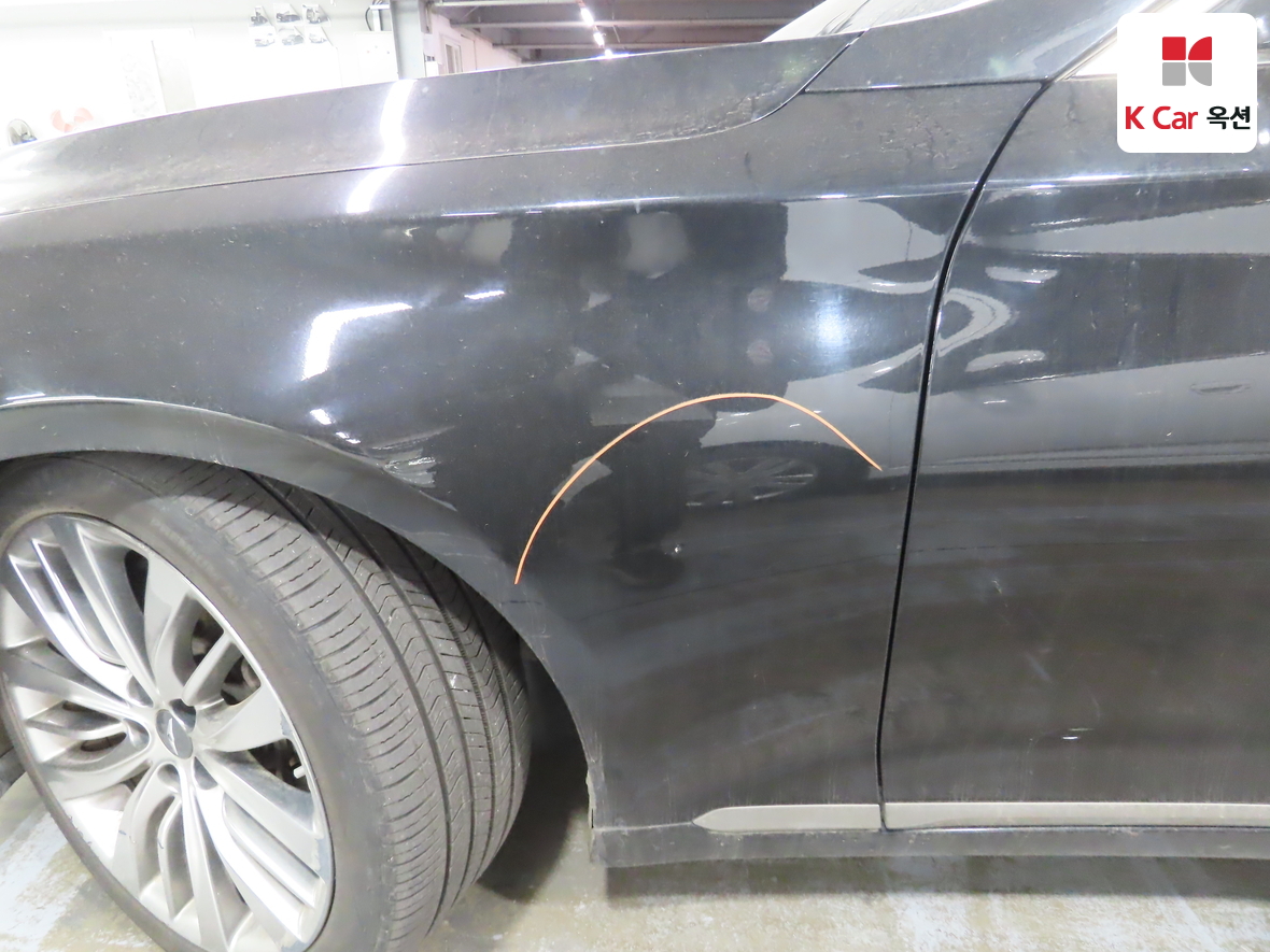 Genesis G80 2019 - Image 39