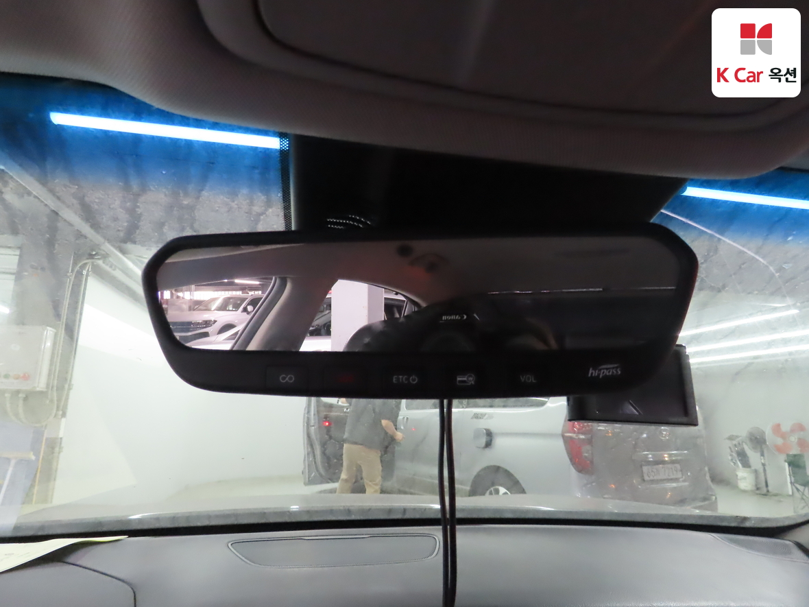 Genesis G80 2019 - Image 13