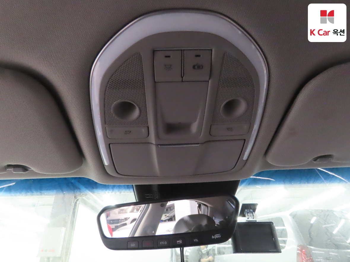 Genesis G80 2019 - Image 12